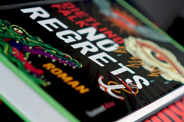 Dietlind Falk No Regrets Titelbild vom Cover mit Unschärfe