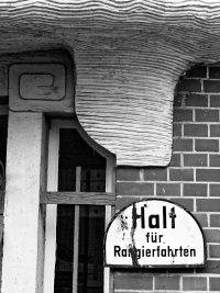 Steinhammerstr. Fotoserie Teil 2 Hinweisschild