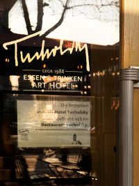 Wolfgang Welt Tour - Tucholsky Bild 3